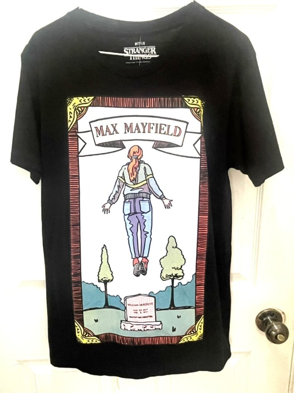 Stranger Things Max Mayfield Netflix TV Show T Shirt Size Men's Medium (New)